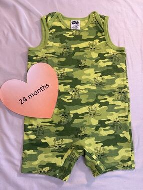 Star Wars - 24M - Green Camo Baby Romper/Jumpsuit one piece outfit